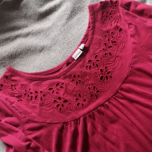 Nevada 3/4 sleeve blouse, circa 2005. - Picture 2 of 5